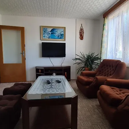 Privat Kucera Apartment *