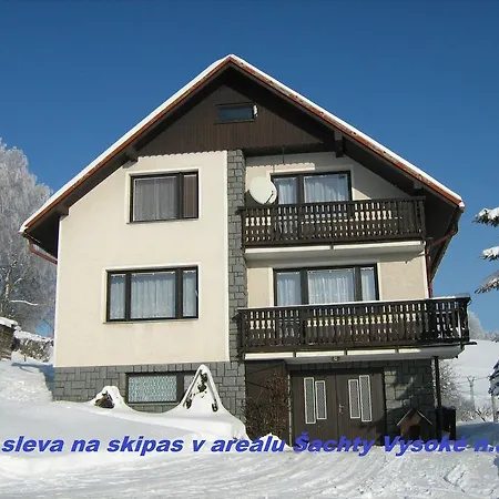 아파트 Privat Kucera *